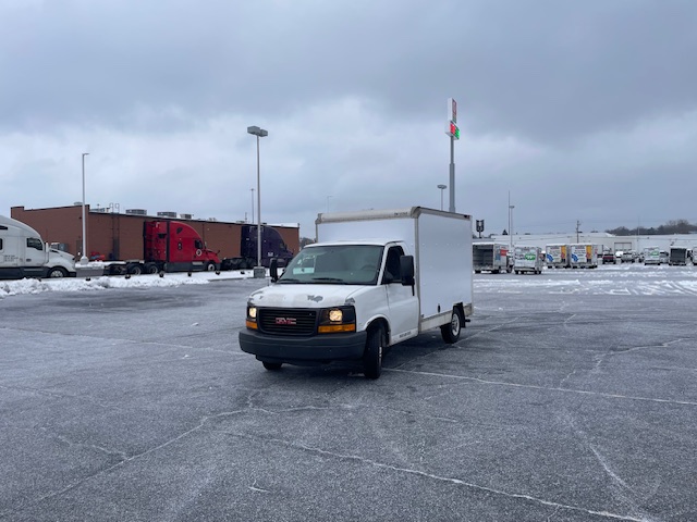 Used 2012 10 ' Box Truck for sale