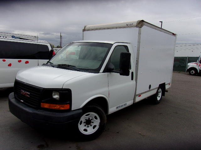 Used 2012 10 ' Box Truck for sale