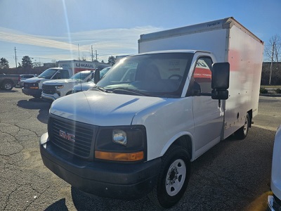 Used 2011 10 ' Box Truck for sale