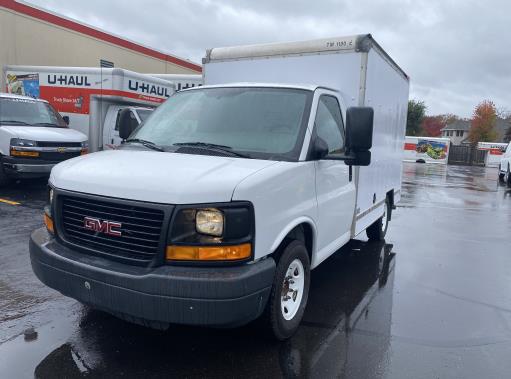Used 2013 10 ' Box Truck for sale