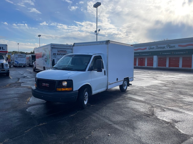 Used 2012 10 ' Box Truck for sale