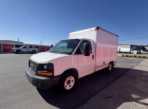Used 2013 10 ' Box Truck for sale