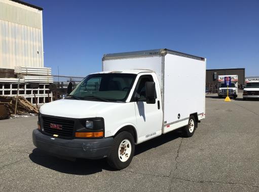 Used 2012 10 ' Box Truck for sale
