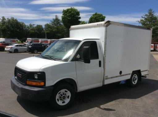 Used 2013 10 ' Box Truck for sale