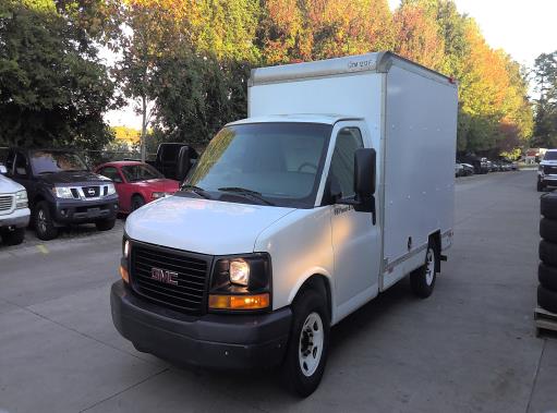 Used 2012 10 ' Box Truck for sale