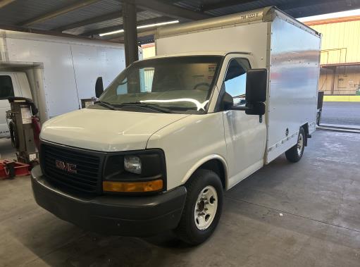 Used 2013 10 ' Box Truck for sale