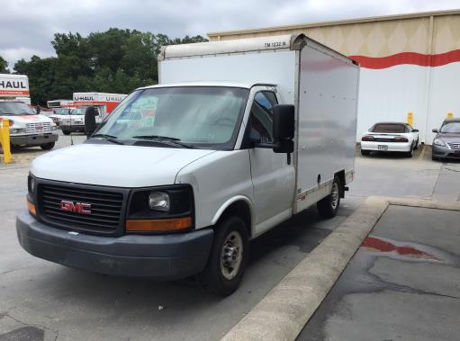 Used 2011 10 ' Box Truck for sale