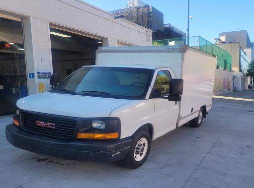 Used 2012 10 ' Box Truck for sale
