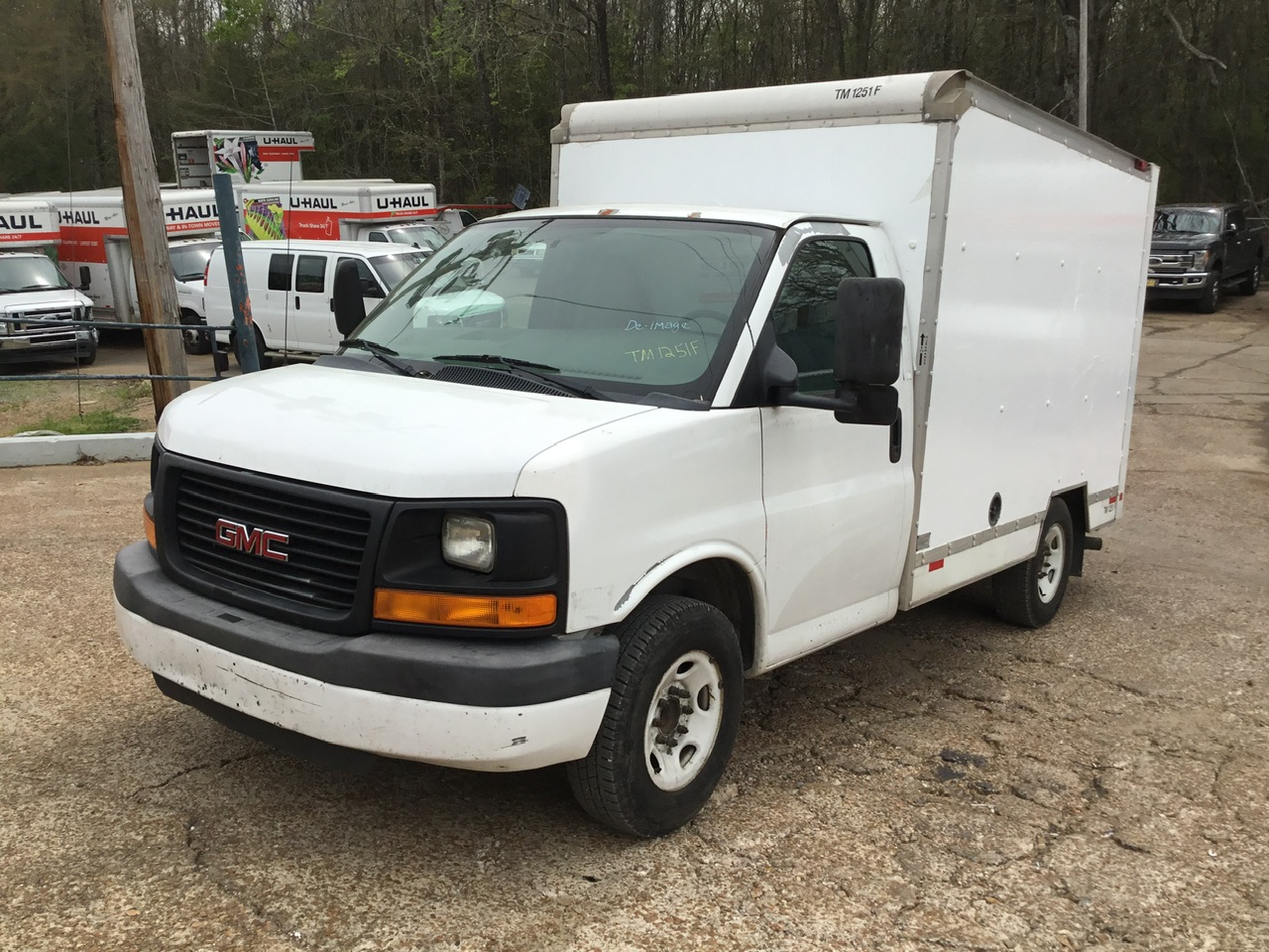 Camión con caja de 10 ft 2012 a la venta en Jackson, MS 39204 UHaul