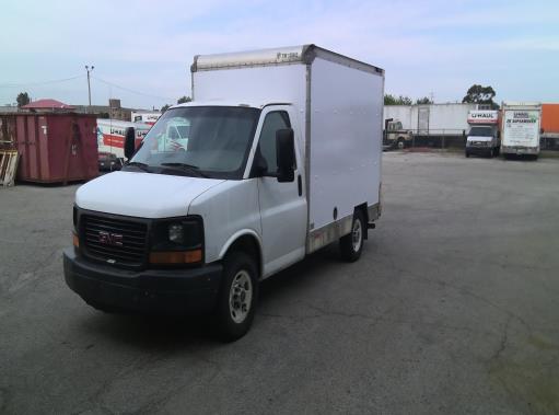 Used 2013 10 ' Box Truck for sale