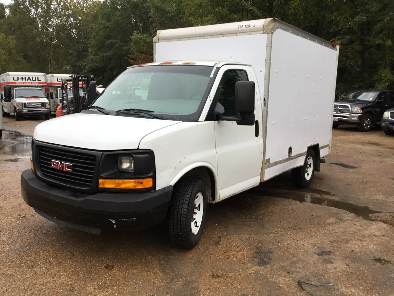 Used 2013 10 ' Box Truck for sale