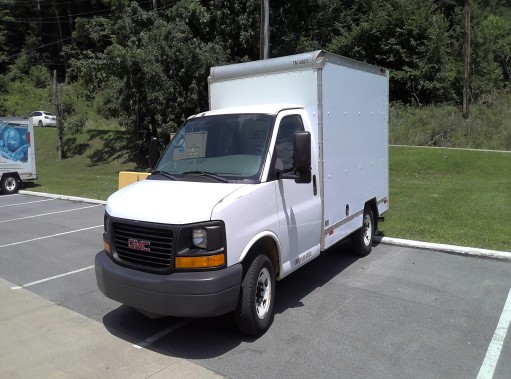 Used 2013 10 ' Box Truck for sale