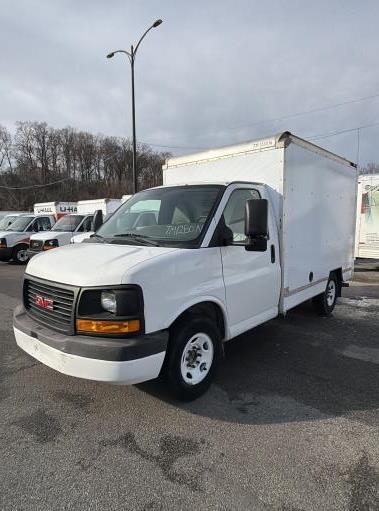 Used 2011 10 ' Box Truck for sale