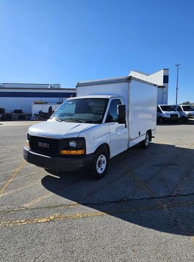 Used 2011 10 ' Box Truck for sale