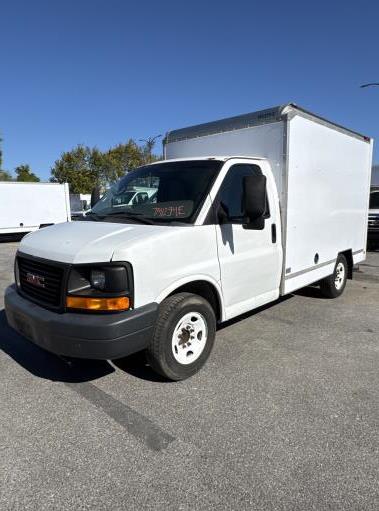 Used 2013 10 ' Box Truck for sale