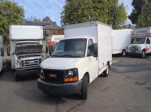 Used 2013 10 ' Box Truck for sale