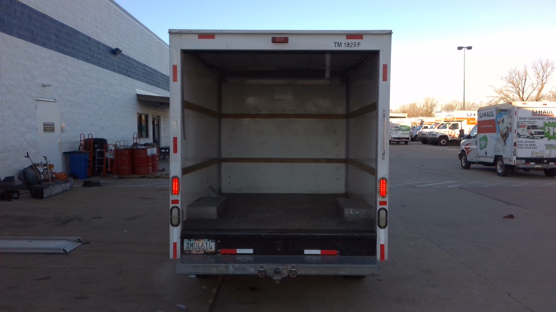 2012 10' Box Truck for Sale in Glenwood, IL 60425 UHaul Truck Sales