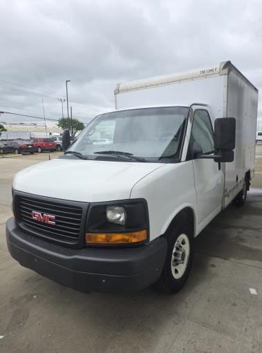 Used 2012 10 ' Box Truck for sale