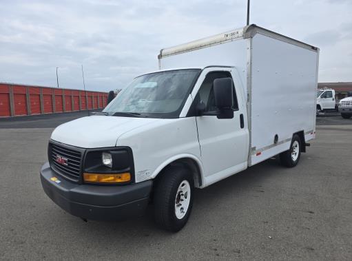 Used 2011 10 ' Box Truck for sale
