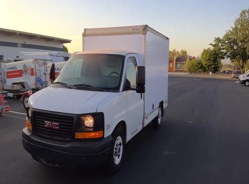 Used 2012 10 ' Box Truck for sale