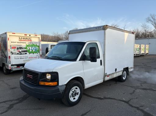 Used 2011 10 ' Box Truck for sale