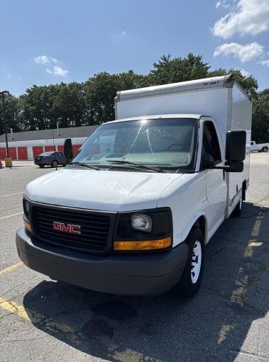 Used 2012 10 ' Box Truck for sale