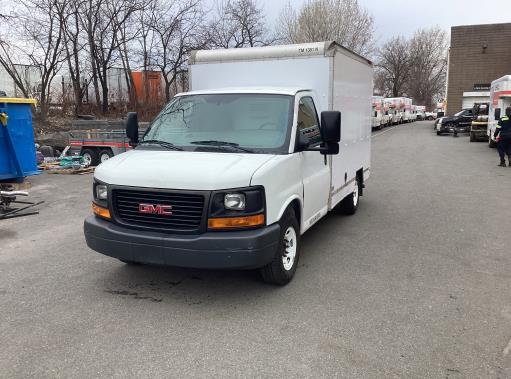 Used 2011 10 ' Box Truck for sale