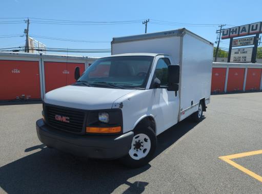 Used 2011 10 ' Box Truck for sale