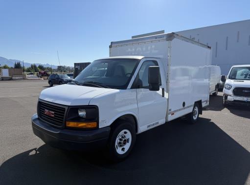 Used 2013 10 ' Box Truck for sale