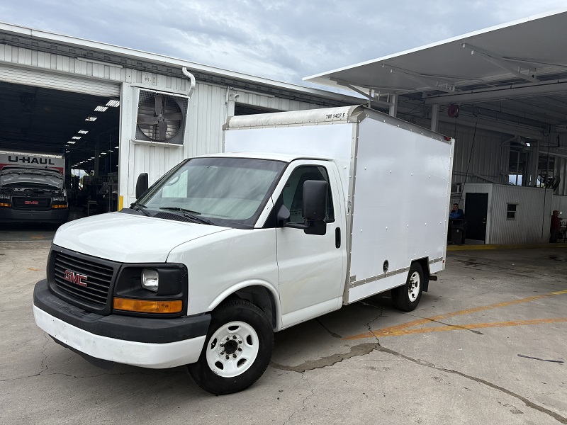 Used 2012 10 ' Box Truck for sale