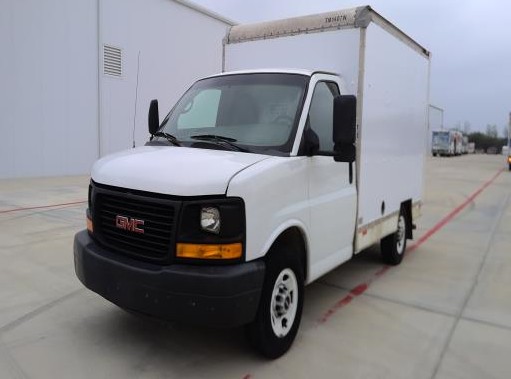 Used 2011 10 ' Box Truck for sale