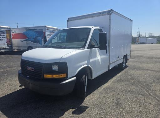 Used 2013 10 ' Box Truck for sale