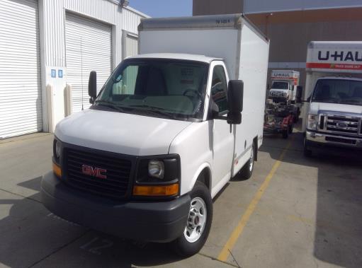 Used 2011 10 ' Box Truck for sale