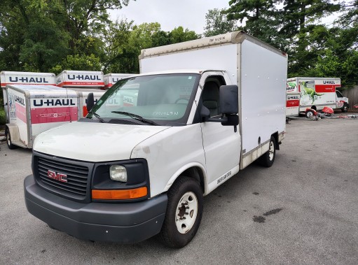 Used 2011 10 ' Box Truck for sale