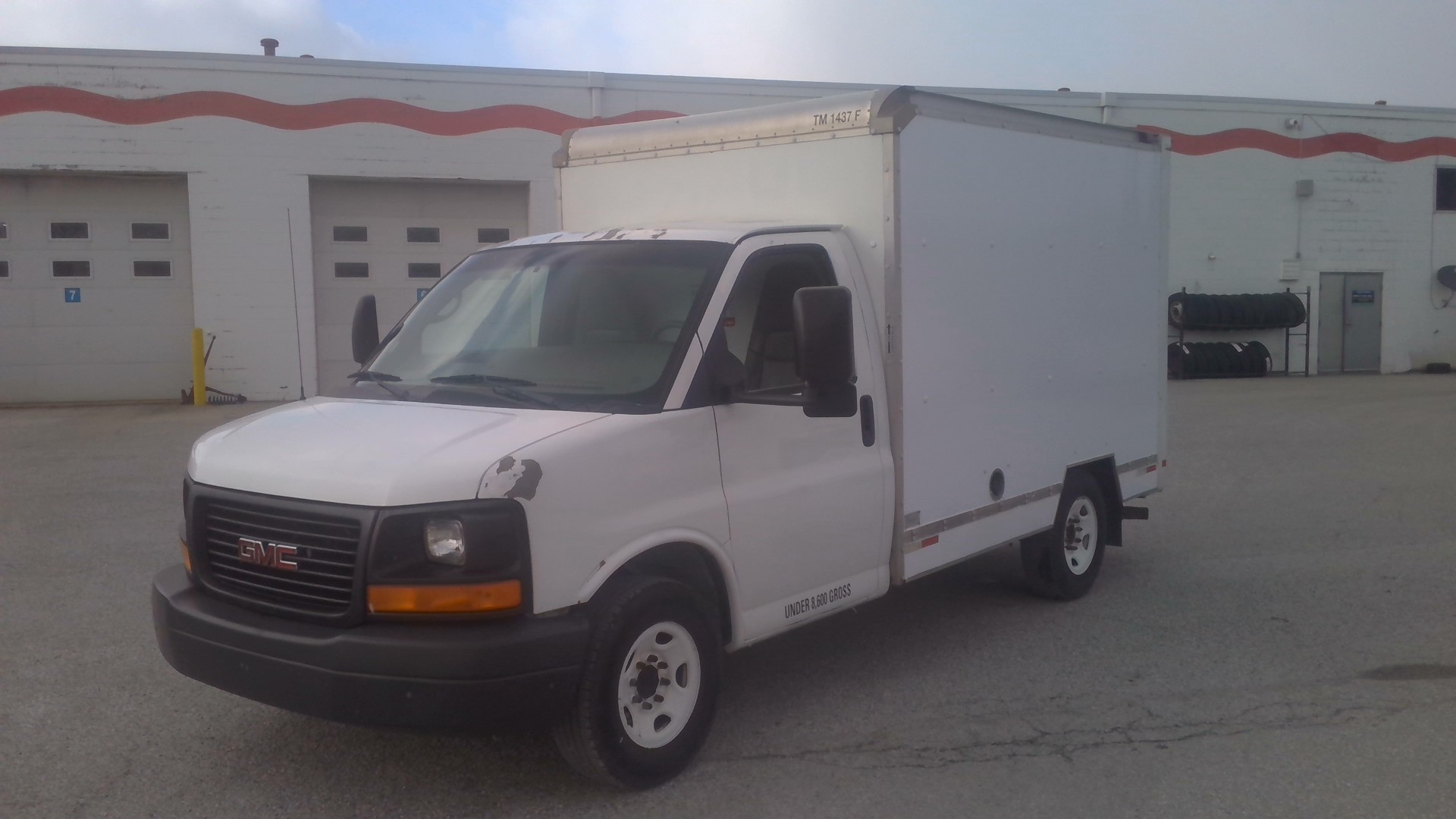 Used 2012 10 ' Box Truck for sale