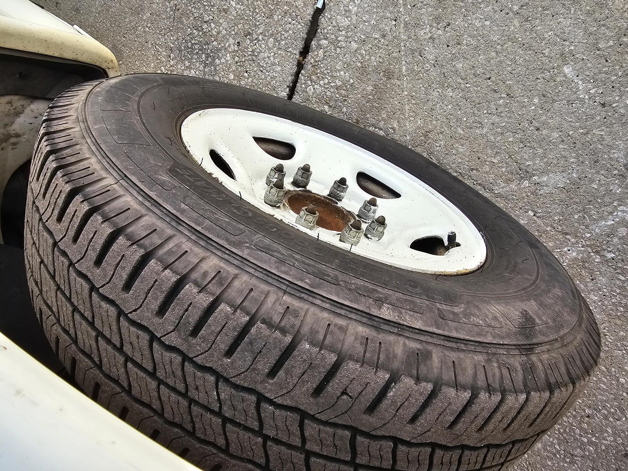 2011 10' Box Truck for Sale in Jacksonville, FL 32244 UHaul Truck Sales