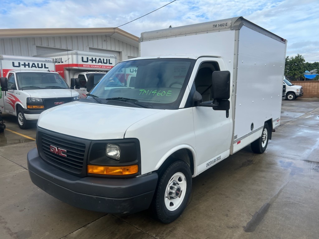 Used 2013 10 ' Box Truck for sale