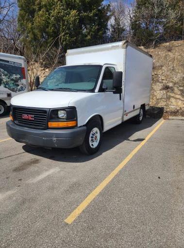 Used 2013 10 ' Box Truck for sale