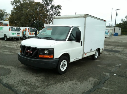 Used 2011 10 ' Box Truck for sale