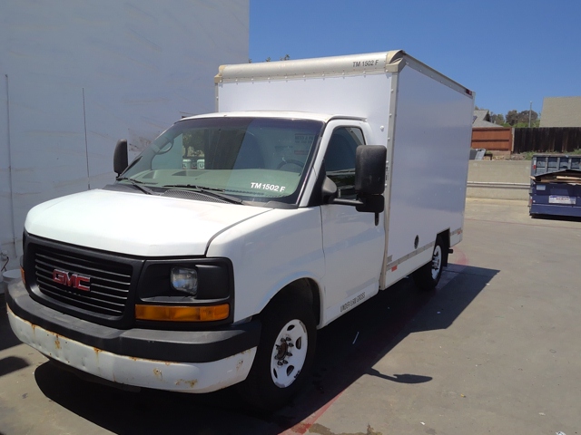 Used 2012 10 ' Box Truck for sale