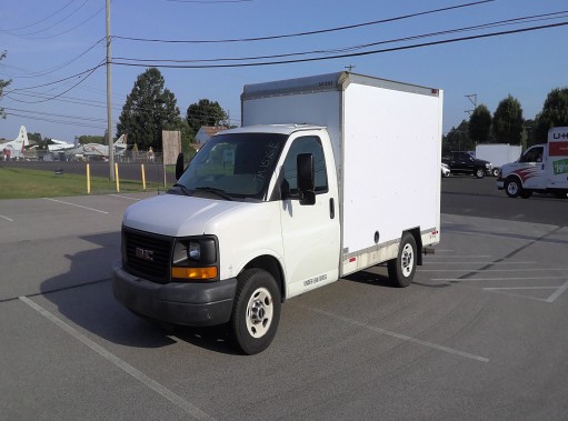 Used 2013 10 ' Box Truck for sale
