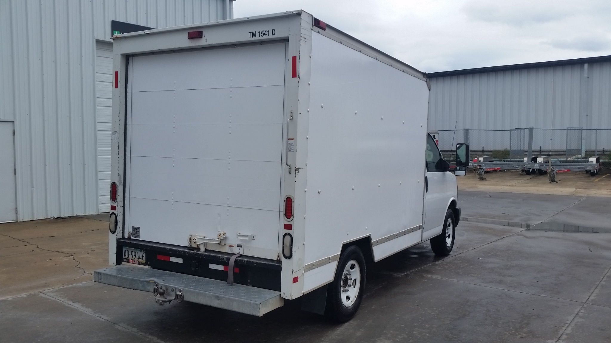 2010 10' Box Truck for Sale in Muskogee, OK 74403 UHaul