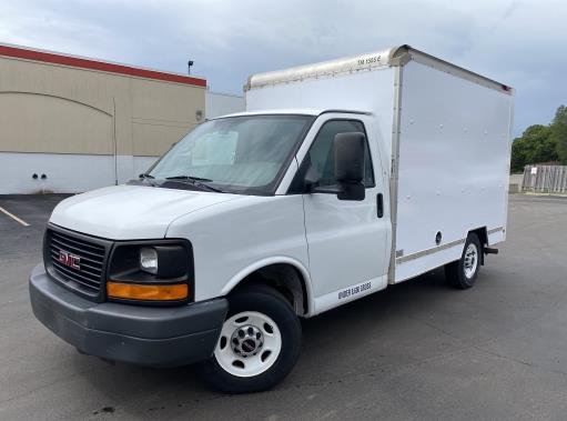 Used 2013 10 ' Box Truck for sale