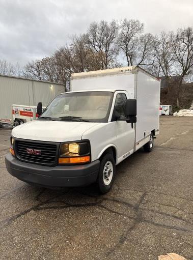 Used 2013 10 ' Box Truck for sale
