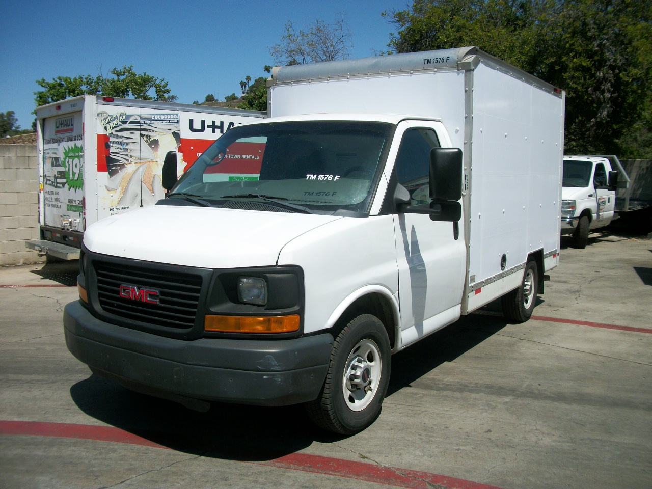Used 2012 10 ' Box Truck for sale