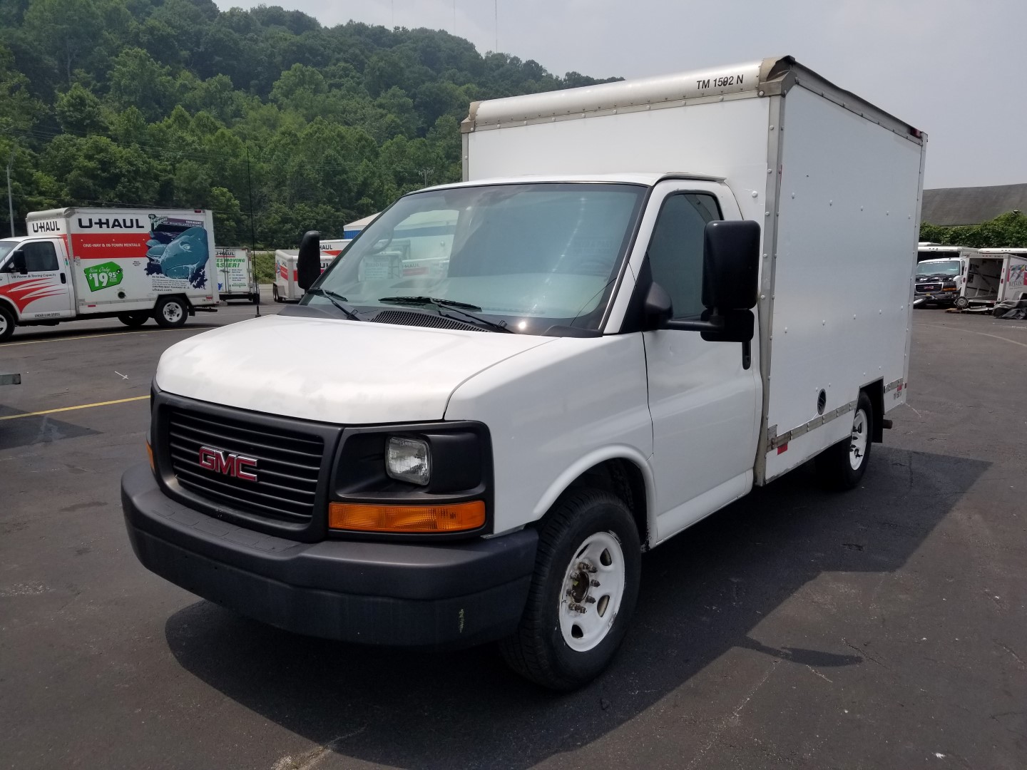 2011 10' Box Truck for Sale in Charleston, WV 25312 UHaul Truck Sales