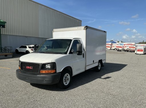Used 2011 10 ' Box Truck for sale