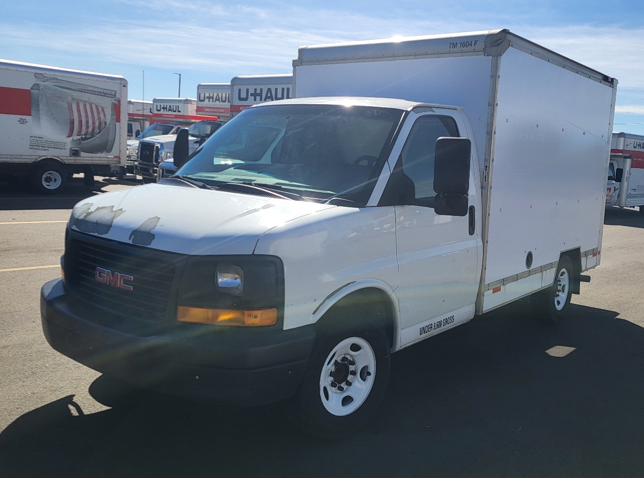 Used 2012 10 ' Box Truck for sale