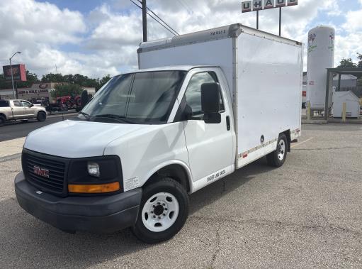 Used 2013 10 ' Box Truck for sale