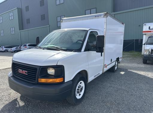 Used 2013 10 ' Box Truck for sale